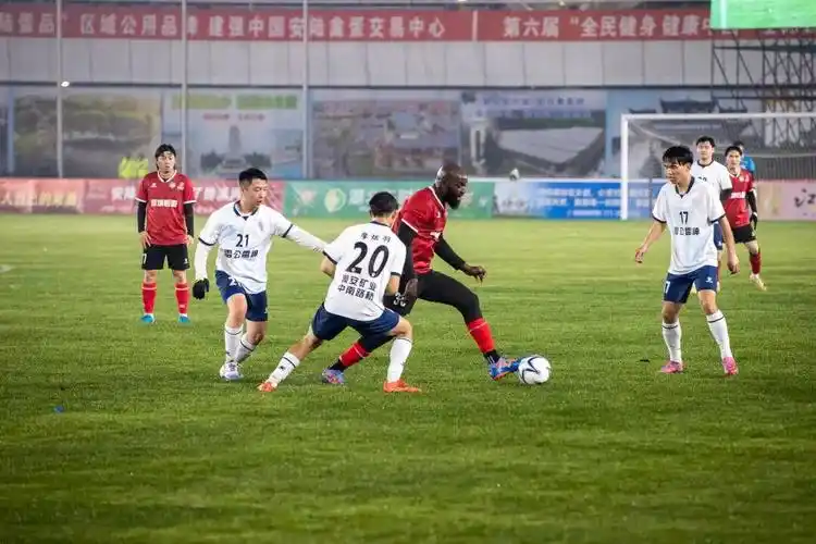 欧冠对决：摩纳哥 VS 皇家马德里